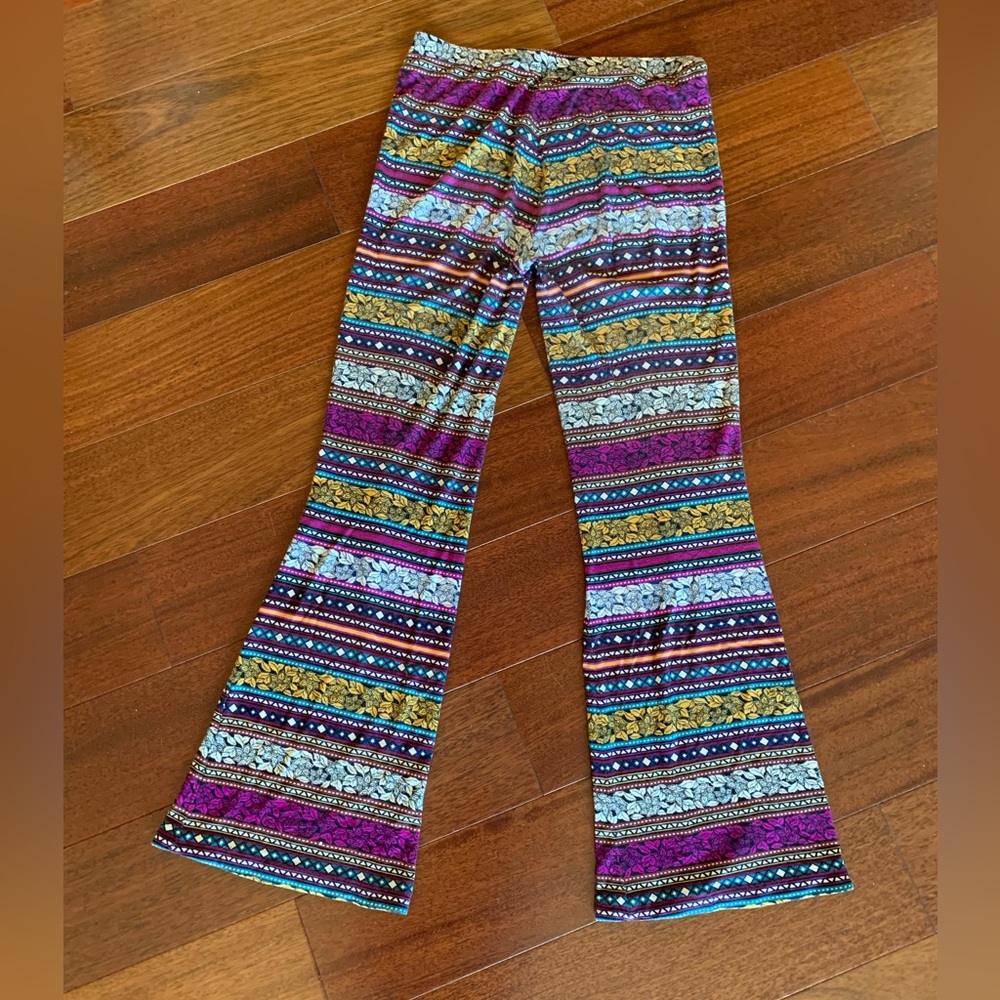 Flare Leggings (Extremely Soft), Size Small